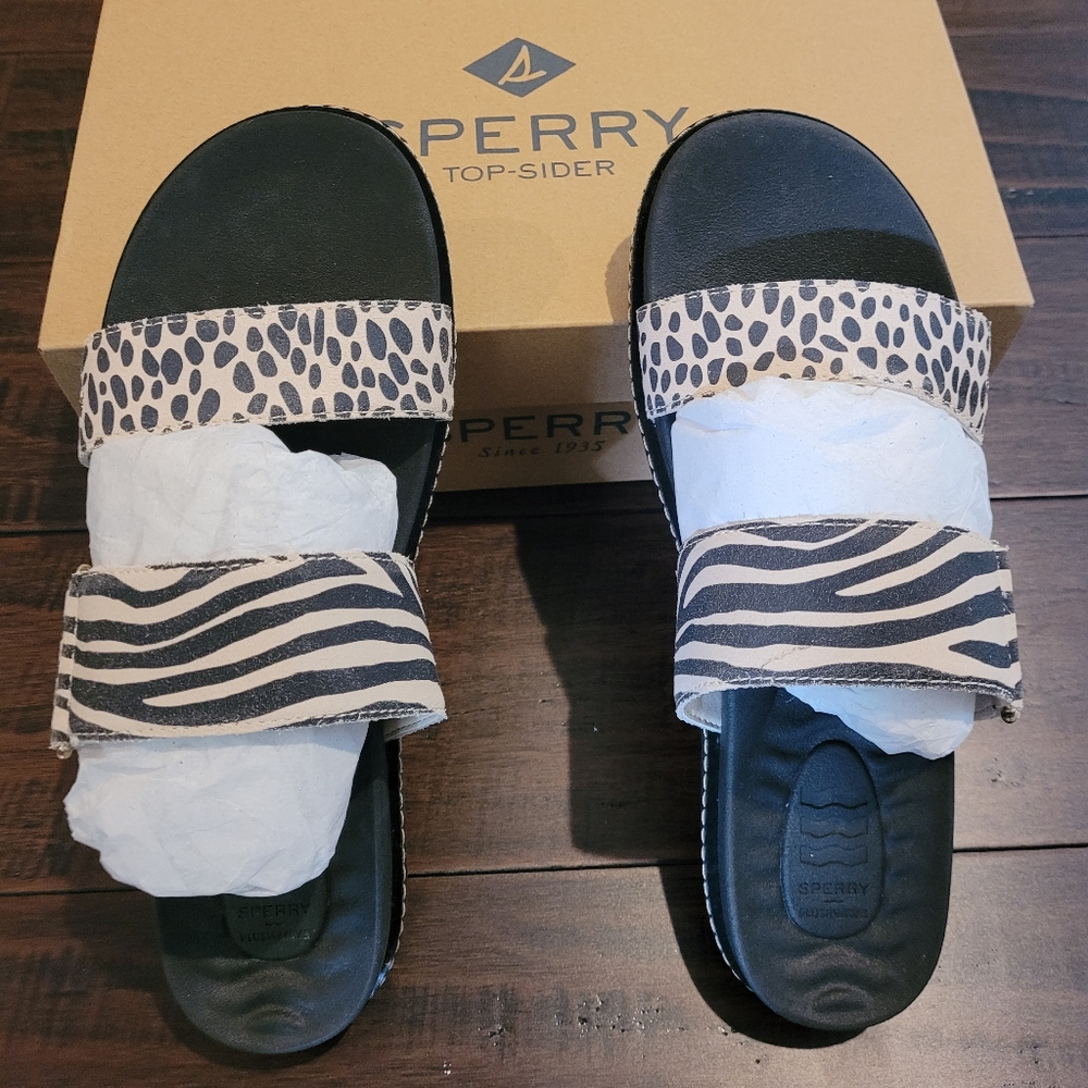BNIB Womens Sperry Waveslide Animal Print Sandal, size 8